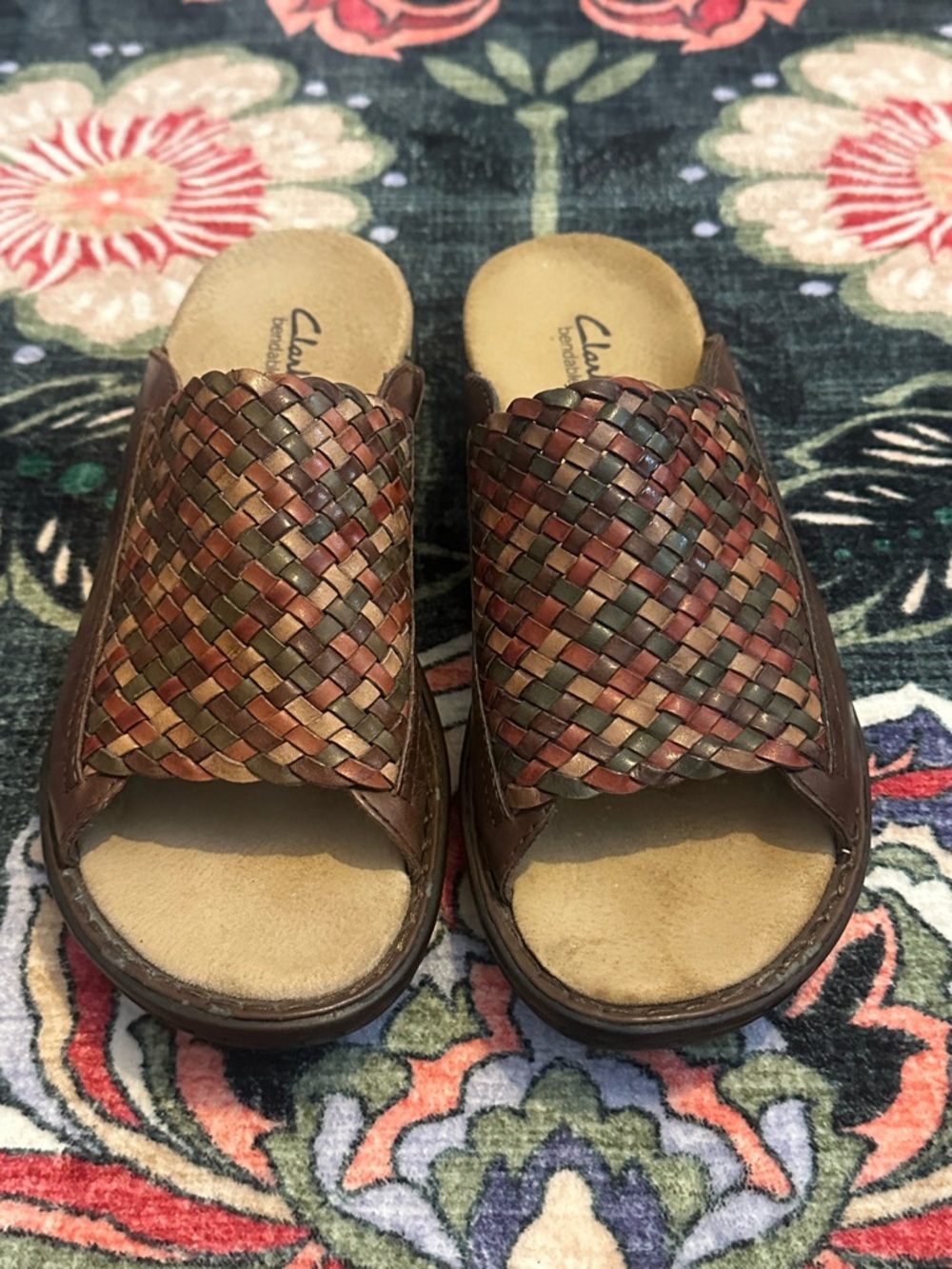 Clarks Bendables Woven Leather Slide Sandals Brown Multicolor Comfort Mule 9W